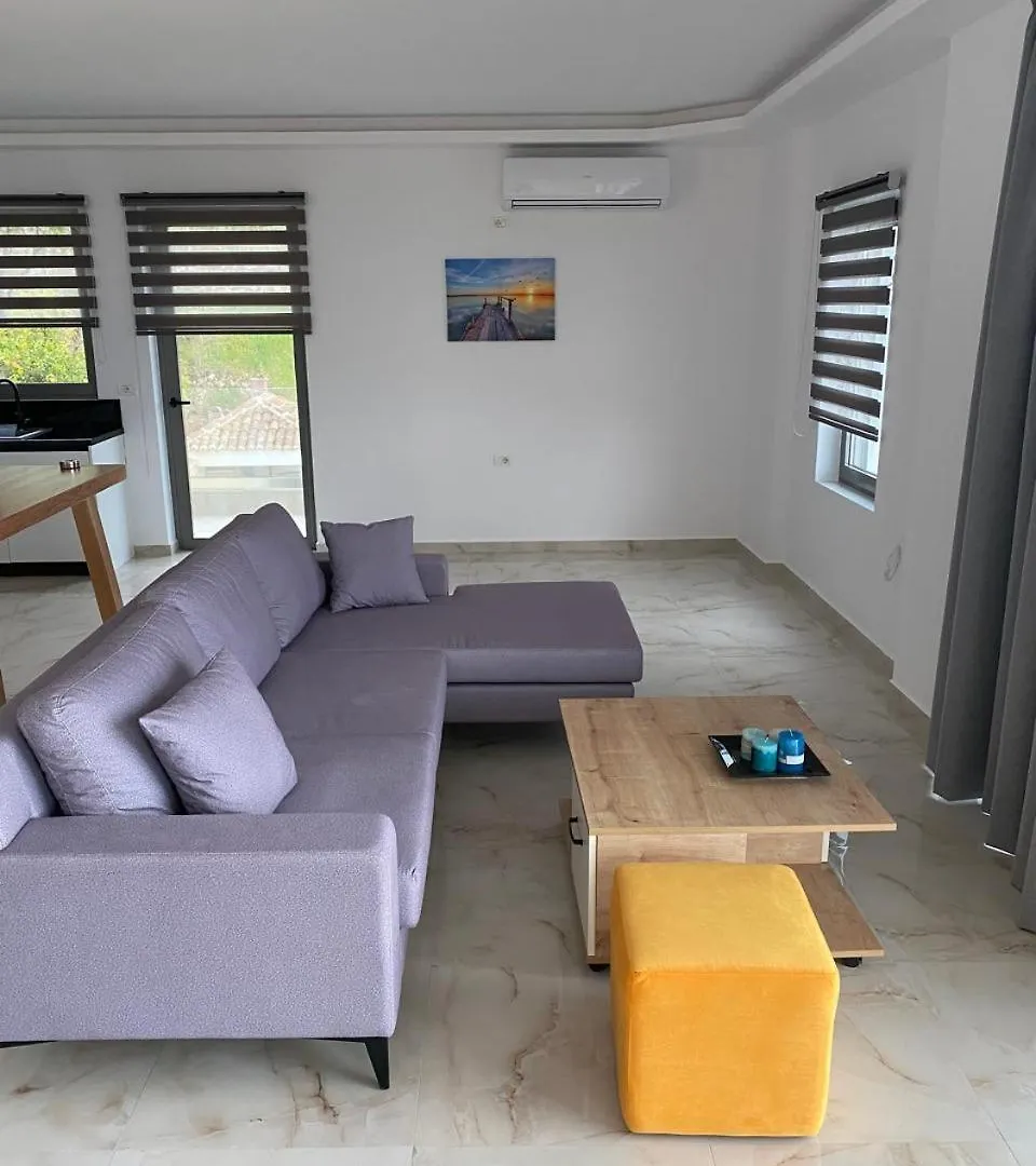 Apartment Yiannis & Victoria Villa Himare Albania